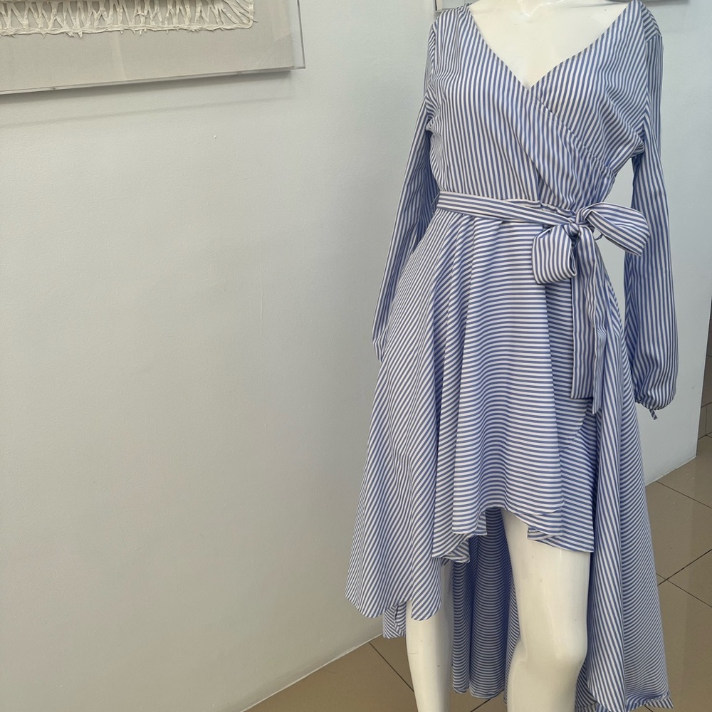 LIKE NEW DRESS
